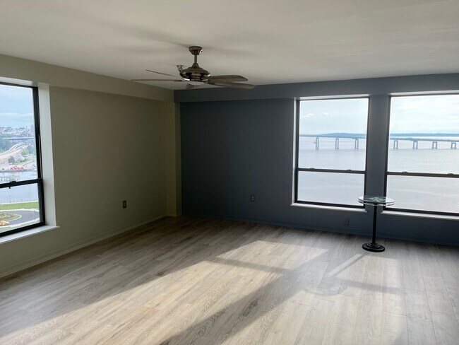 Building Photo - 750 Davol St