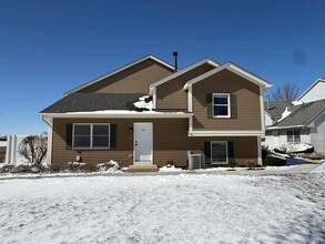 Building Photo - 39 Spuhler Dr