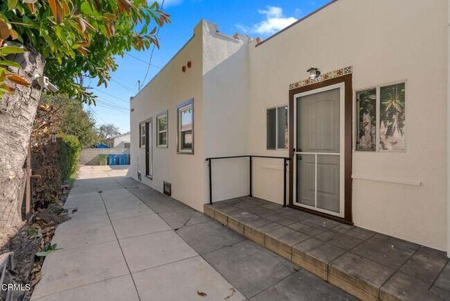 Foto del edificio - 210 N Fremont Ave