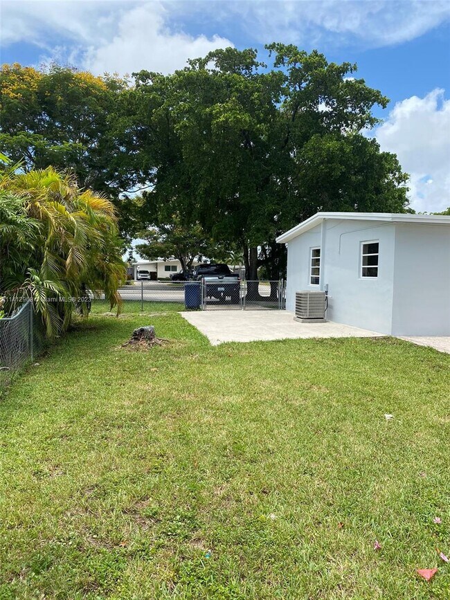 Foto del edificio - 11350 SW 56th St