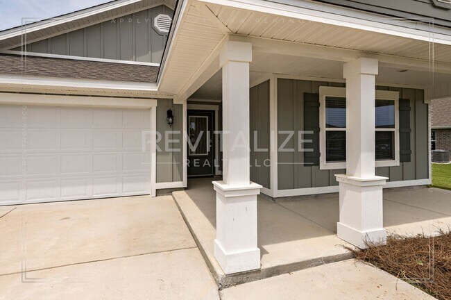 Building Photo - 1097 Hayward Lp