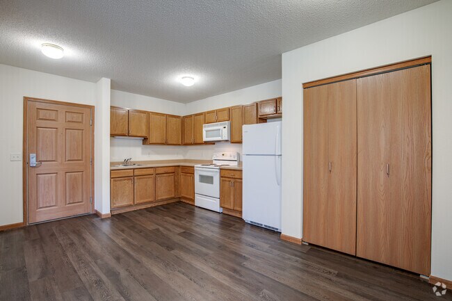 Lyon #39 s Court Senior Apartments 510 Sibley St Saint Paul MN 55101 Lyon #39 s Court Senior Apartments 510 Sibley St Saint Paul MN 55101
