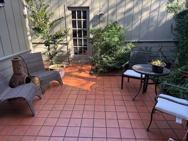 Foto del edificio - 6511 Kenyon Ln