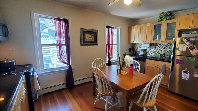 Building Photo - 11 Hammond St