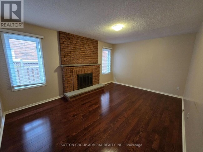 Photo du bâtiment - 18 Waterfall Rd