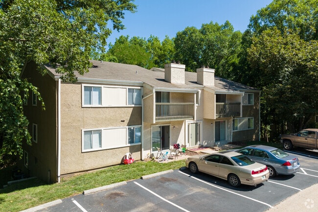 Building Photo - Waterford West