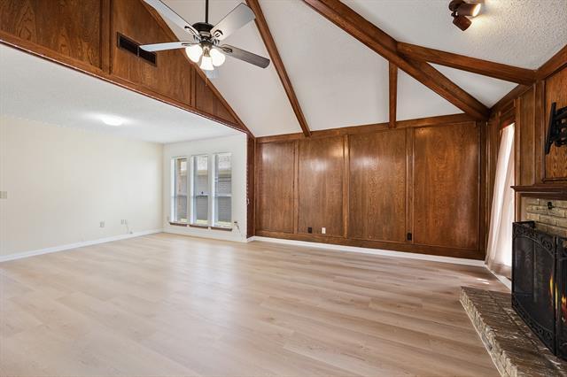 Foto del edificio - 3217 Laurel Oaks Ct