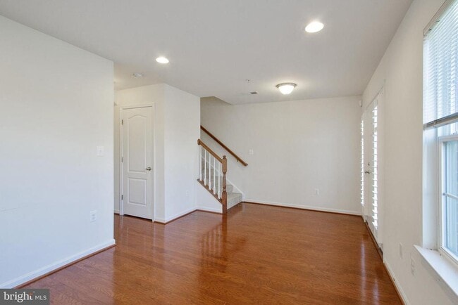 Building Photo - 2564 Cherry Tree Rd