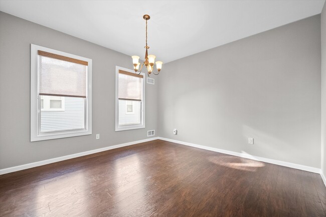 Dining Room - 34 Prairie Ave