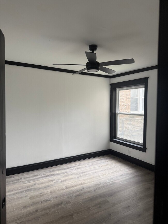 Foto del edificio - 6837 S East End Ave