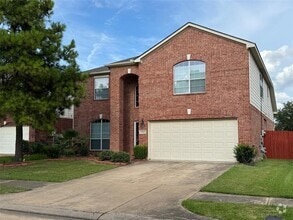 Building Photo - 24423 Hampton Lakes Dr