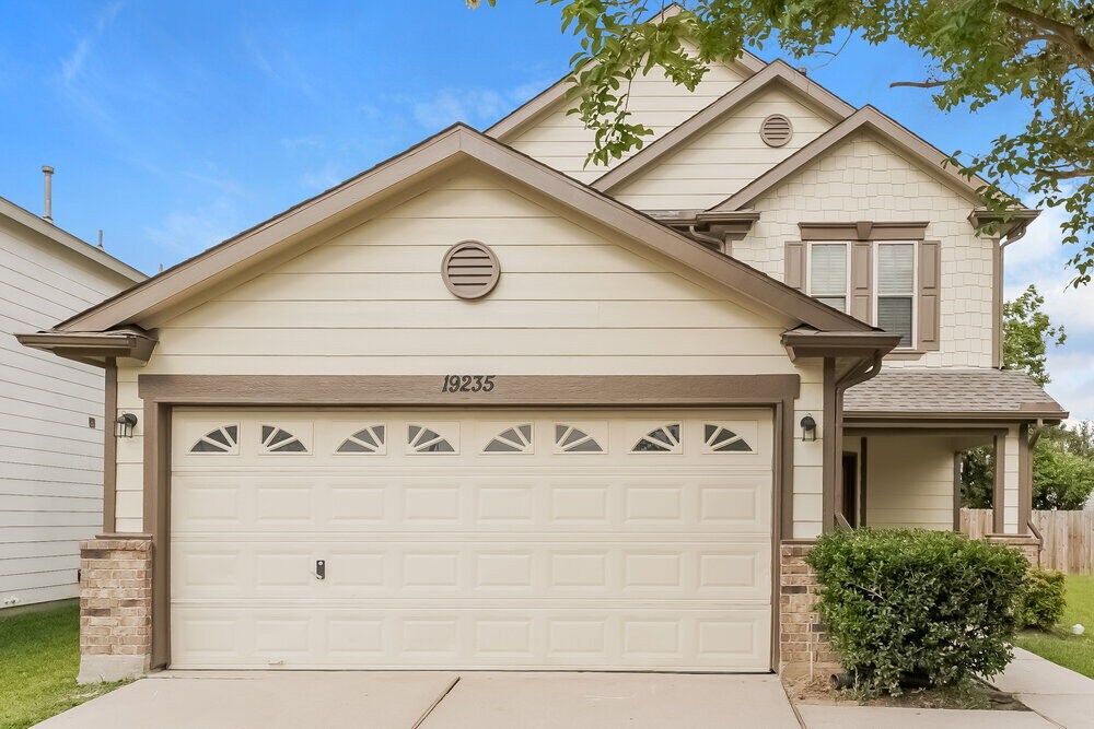 Foto principal - 19235 Danphe Landing Ct