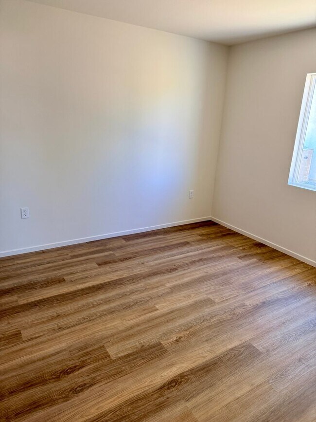 Foto del edificio - BRAND NEW 1 BEDROOM ADELANTO HOME