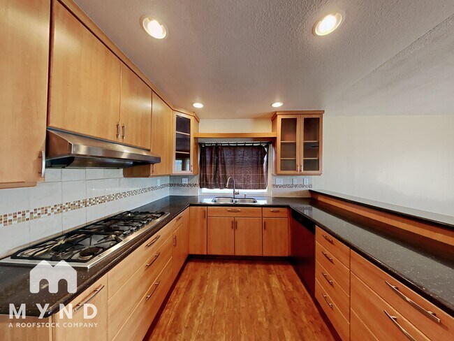 Foto del edificio - 2625 Wardlow Ave