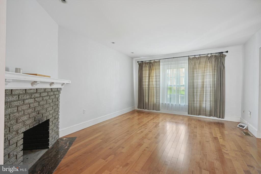 Foto principal - 1452 Spring Rd NW