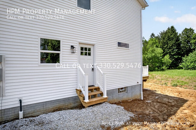 Building Photo - 5139 13th St SW