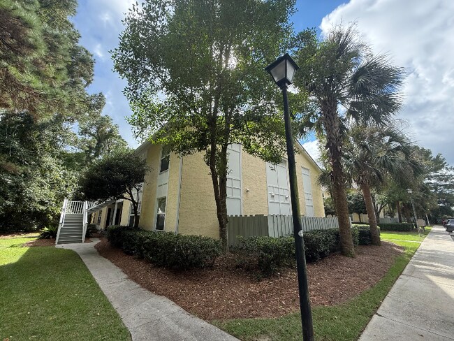 Foto del edificio - 341 W Coleman Blvd