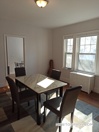 Foto del edificio - 36 Crosby Rd