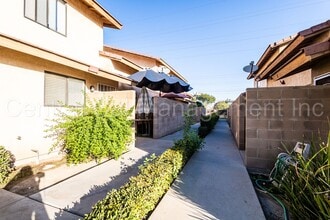 Building Photo - 8400 Laborough Dr