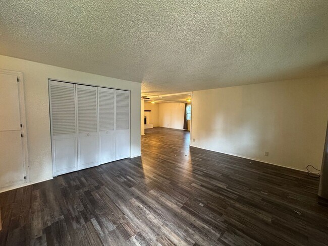 Foto del edificio - 3 Bedroom 2 Bath House in Santa Clara Area