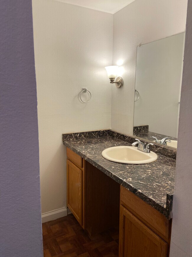 Bathroom - 10444 E 14th Ave