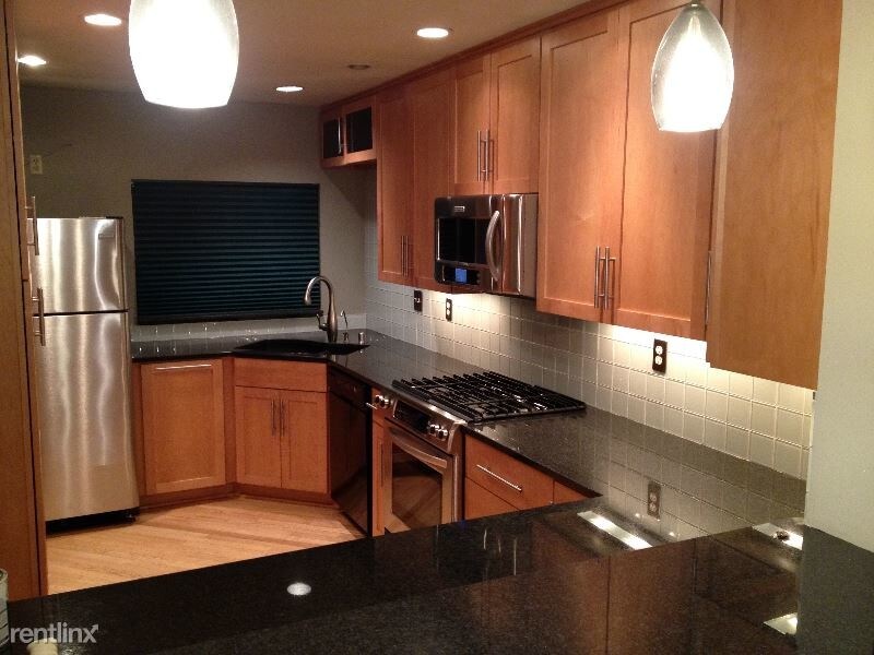 Foto principal - 1109 N Edison St