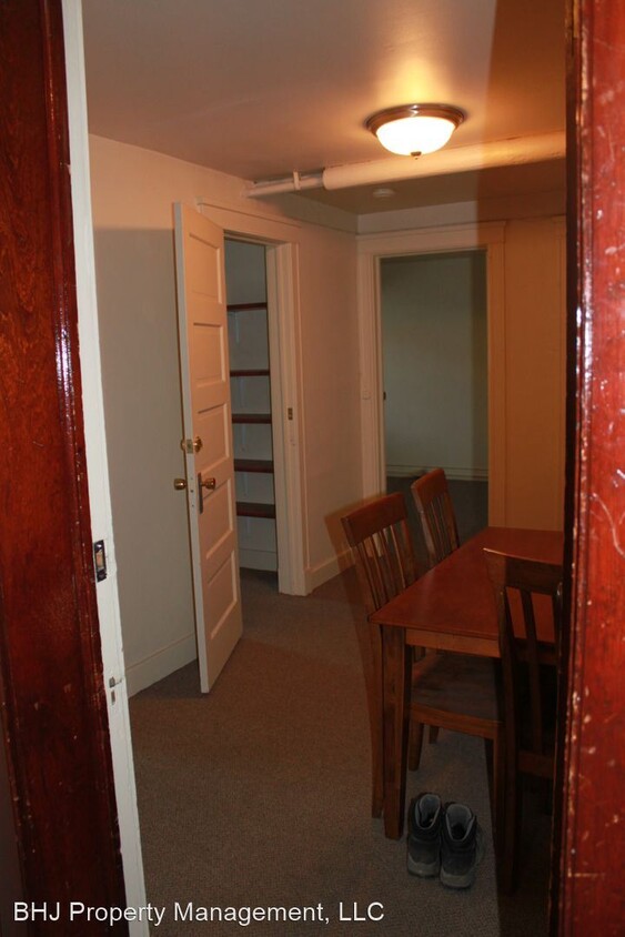 Primary Photo - 40 E Works St