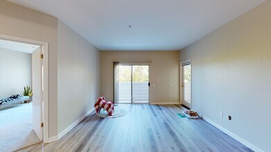 Interior Photo - Almaden Lake Village