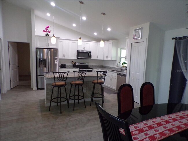 Foto del edificio - 334 Millport St NW