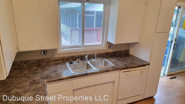 Foto del edificio - 4 br, 2 bath House - 817 E Diehl