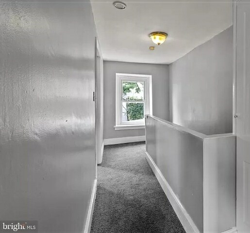 Foto del edificio - 214 Hermitage St