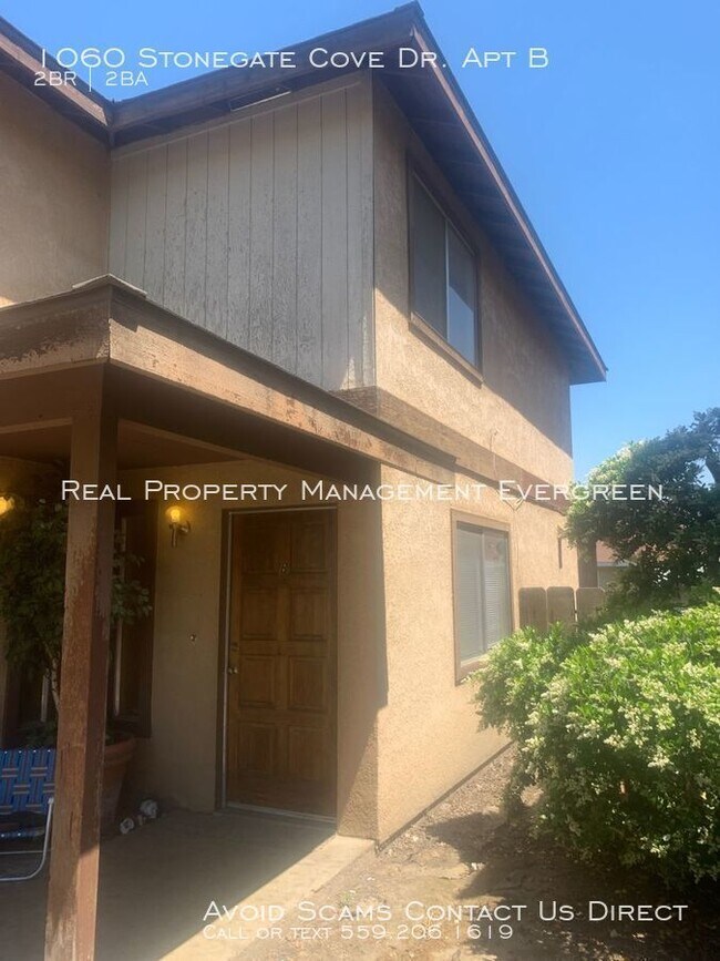 Building Photo - 1060 Stonegate Cove Dr