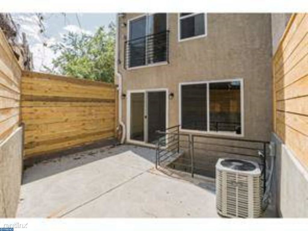 Building Photo - 1616 Brown St