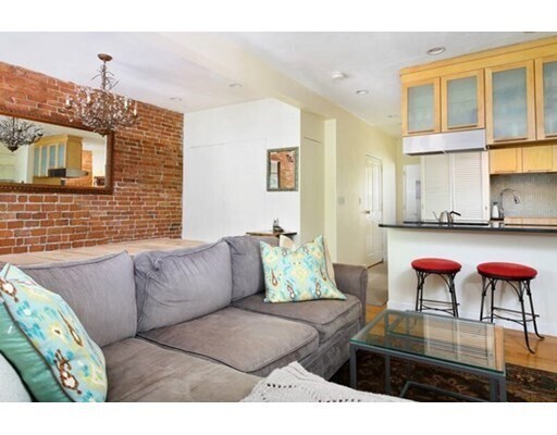 Foto del edificio - 124 Chandler St