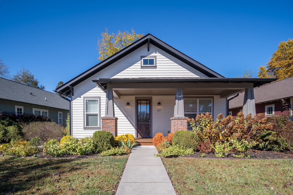 Primary Photo - 57 Bungalow Wy