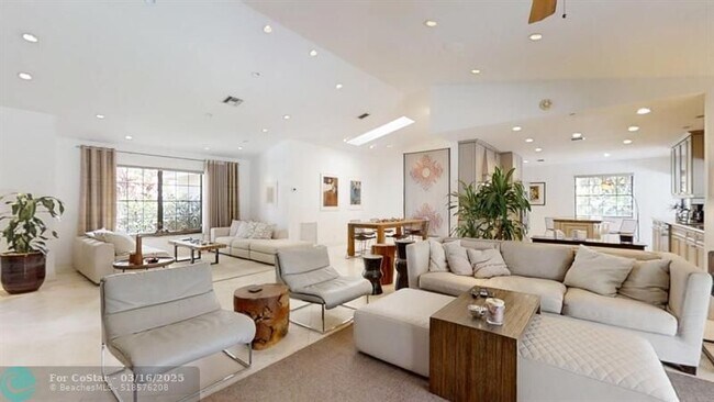Foto del edificio - 2899 NW 26th Ave