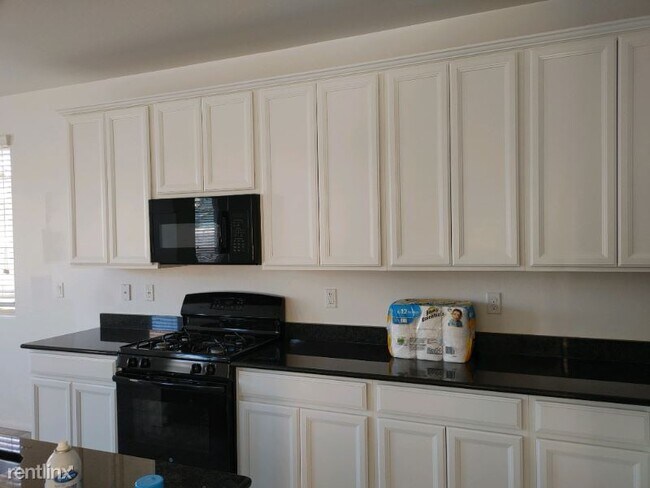 Building Photo - 3 br, 3 bath House - 7676 Monomoy Bay Ave