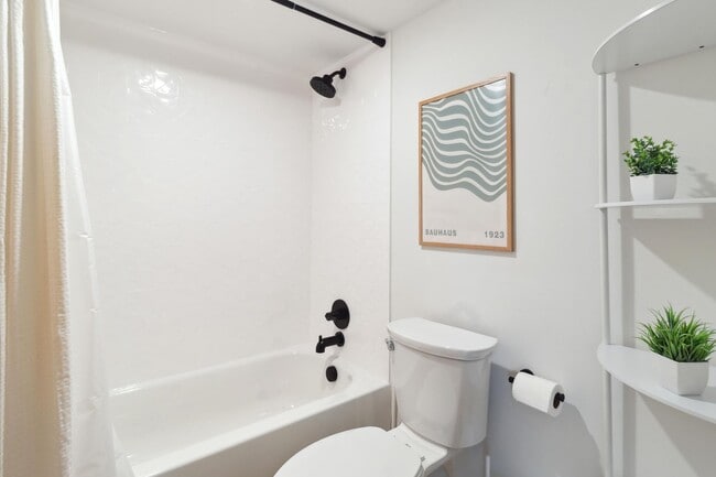 Interior Photo - The Wilder