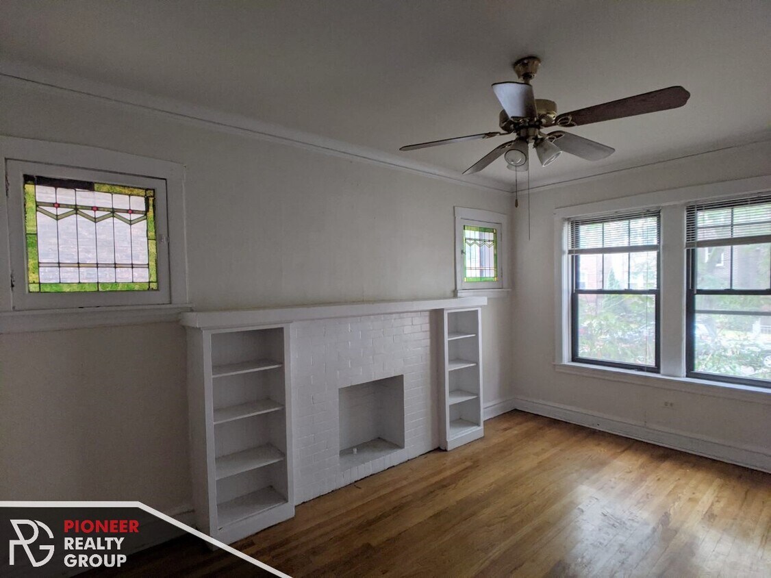 Foto principal - 4846 N Rockwell St