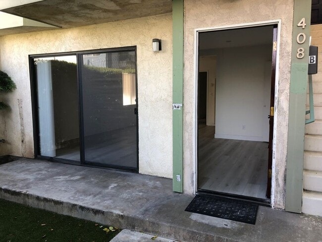 Building Photo - 408 N Venice Blvd