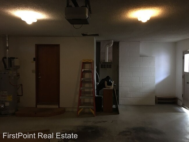 Building Photo - 3 br, 2 bath House - 2104 7th St S.E.