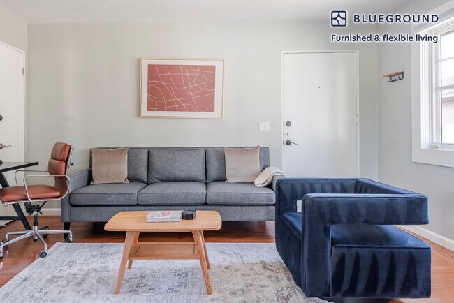 Foto del edificio - 329 Hawthorne Ave