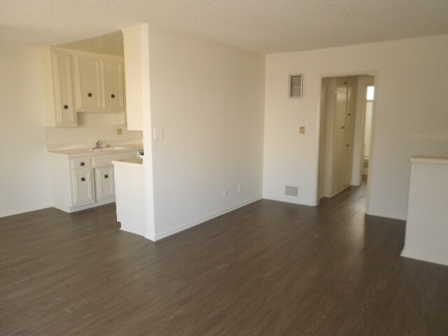 Floorplan - 1806 CORINTH AV