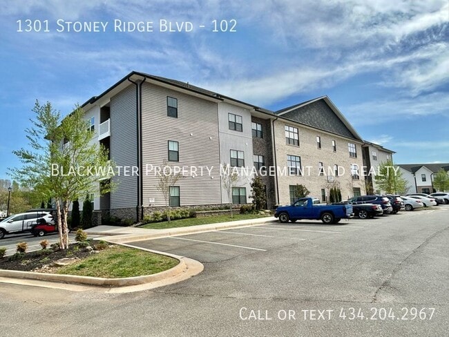 Building Photo - Move In Special! 1/2 Off Your First Full M...