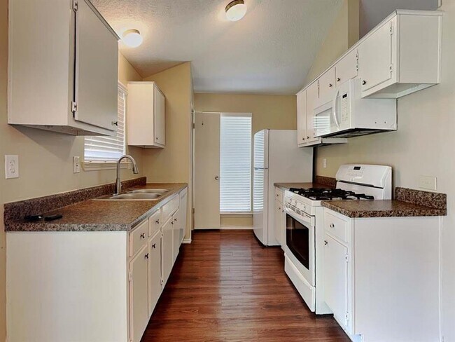 Foto del edificio - 11163 Wheatridge Dr