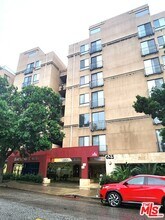 Building Photo - 625 S Berendo St