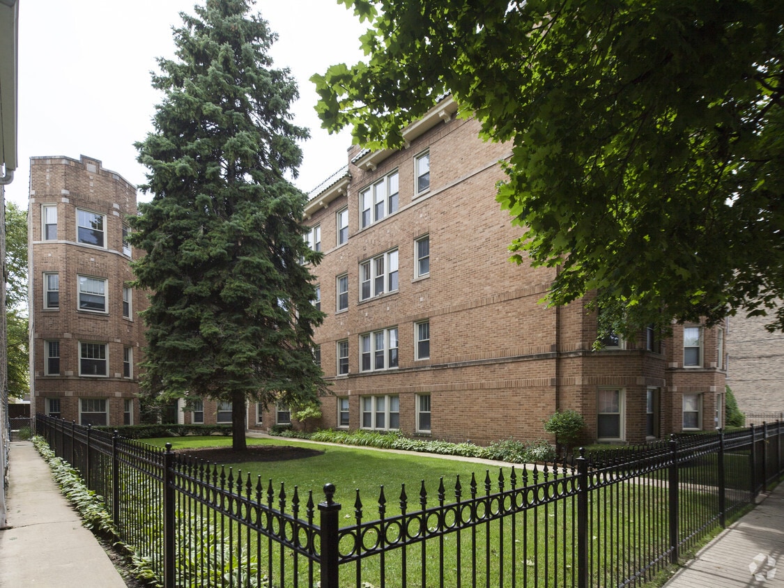 Primary Photo - 2243-51 W. Eastwood Ave.