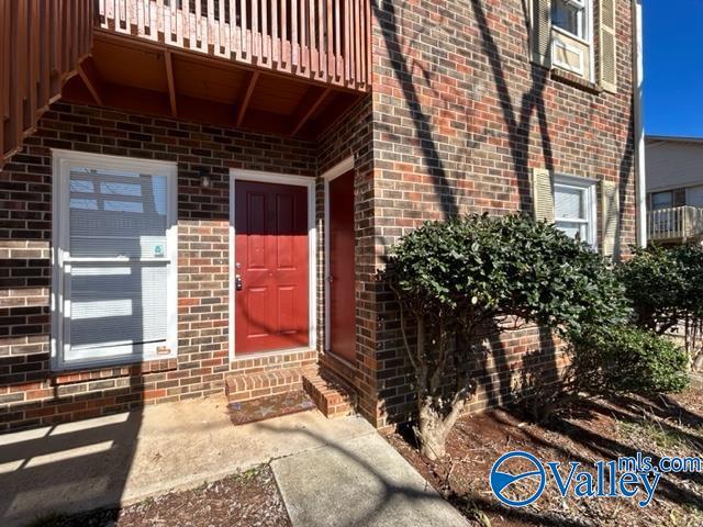 Building Photo - 4420 Bonnell Dr