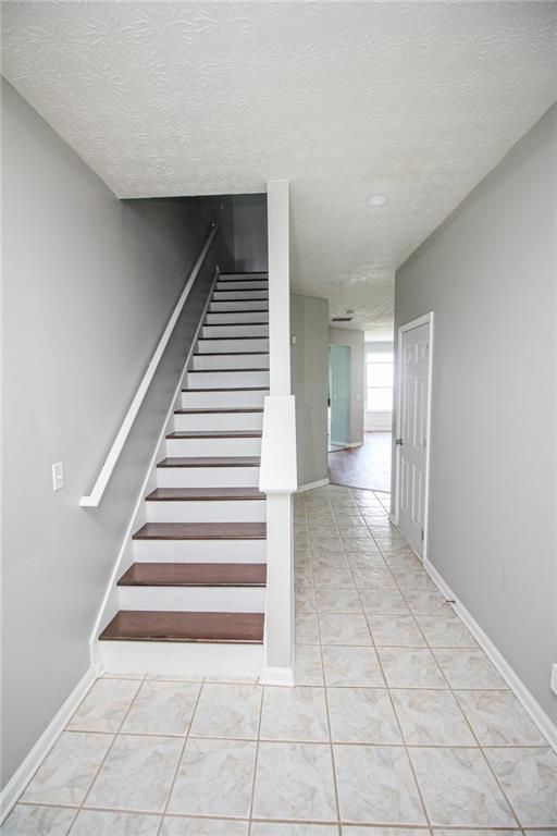 Foto del edificio - 6476 Portside Way