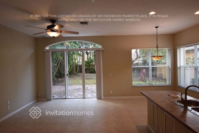 Foto del edificio - 1235 E Magnolia Cir